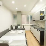 Don Cozzolino Apartament *